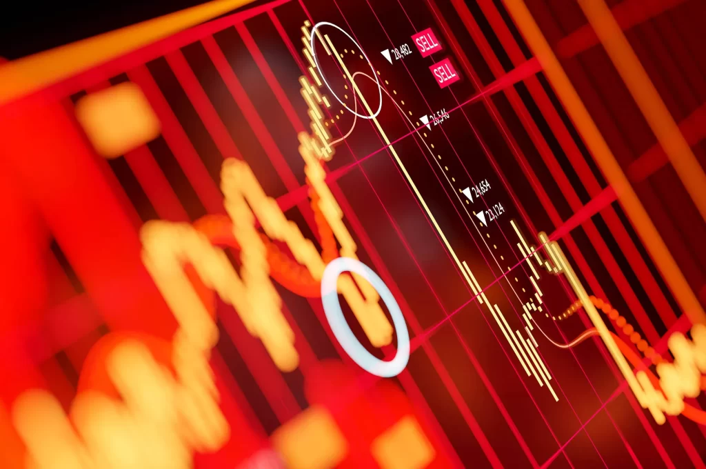 expats investing singapore