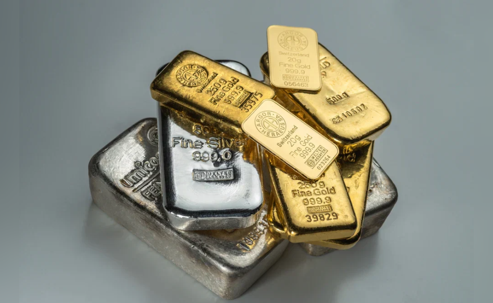Gold and Silver Belong in Portfolios. Just Not in Large Amounts.